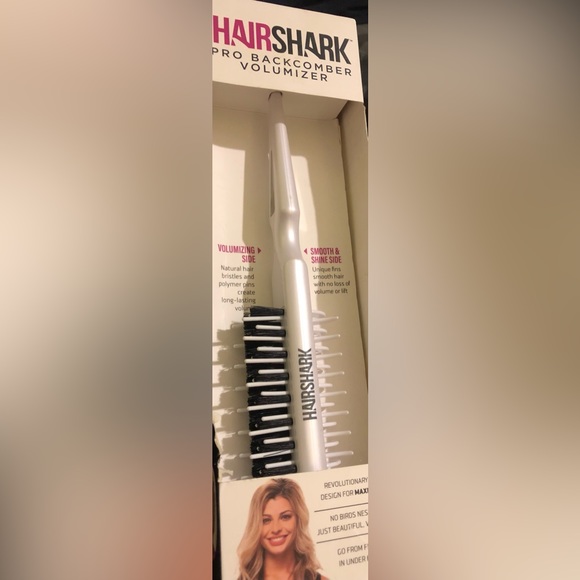 NWOT HairShark Pro Backcomber Volumizer Brush - Picture 3 of 9